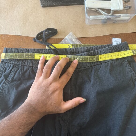 NWT James Perse Ripstop cargo pants charcoal black Size 2 - Picture 8 of 9